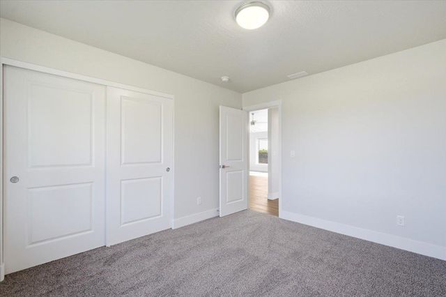 34300 N Short Rd, Deer Park, WA 99006