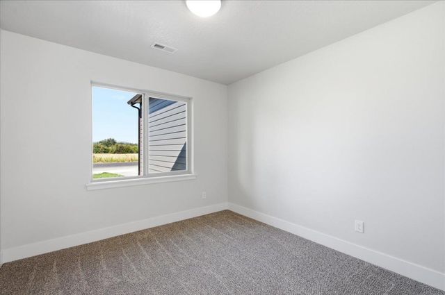 34300 N Short Rd, Deer Park, WA 99006