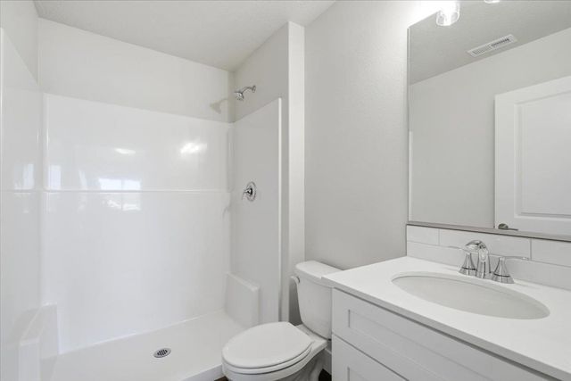 34300 N Short Rd, Deer Park, WA 99006