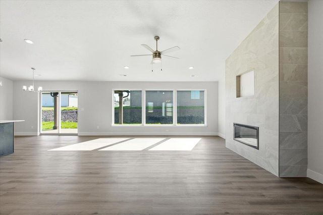 34300 N Short Rd, Deer Park, WA 99006