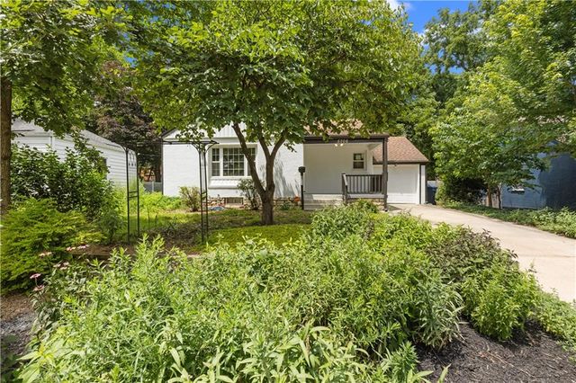 5706 Walmer Street, Mission, KS 66202