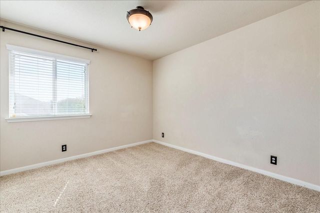 711 Heritage Springs TRL, Round Rock, TX 78664