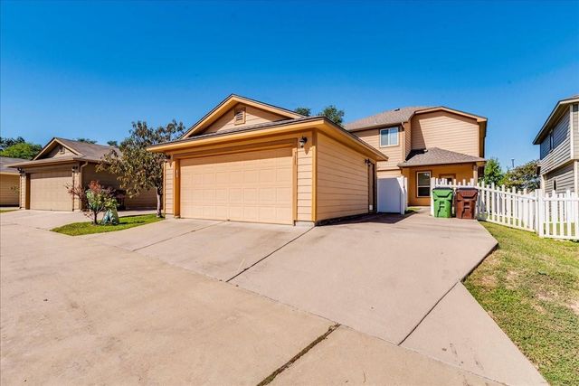 711 Heritage Springs TRL, Round Rock, TX 78664