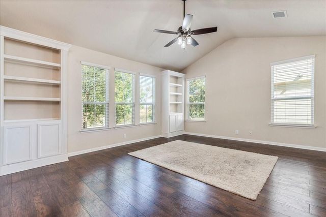 711 Heritage Springs TRL, Round Rock, TX 78664