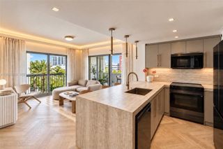 2740 SW 28th Terrace 602, Miami, FL 33133