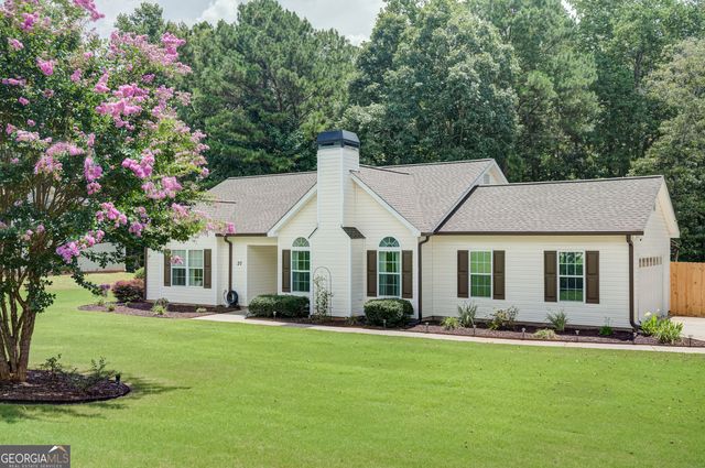 20 Walton Woods Court, Newnan, GA 30263