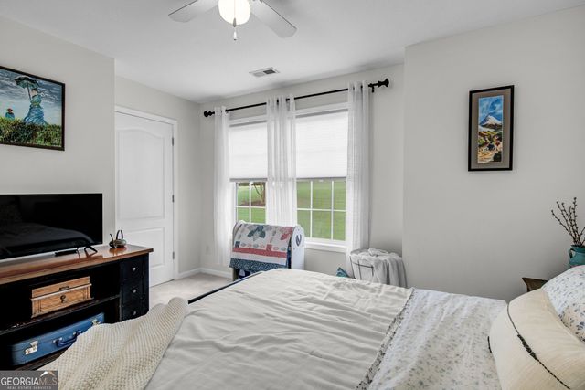 20 Walton Woods Court, Newnan, GA 30263