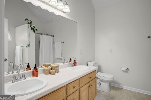 20 Walton Woods Court, Newnan, GA 30263
