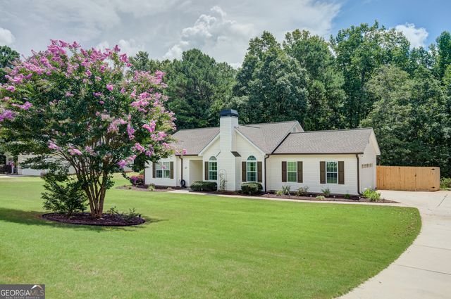20 Walton Woods Court, Newnan, GA 30263