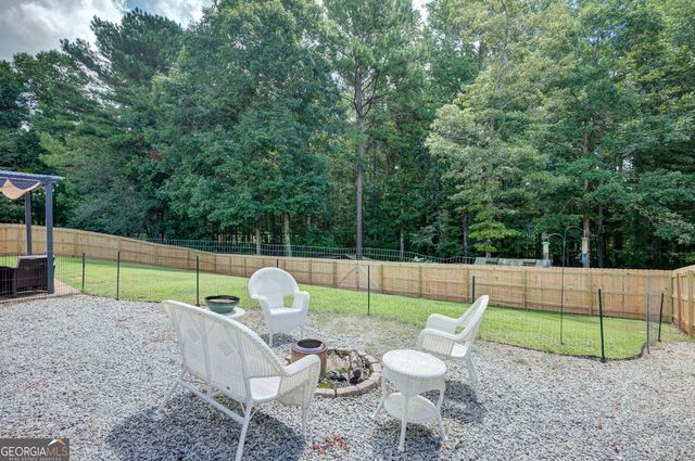 20 Walton Woods Court, Newnan, GA 30263