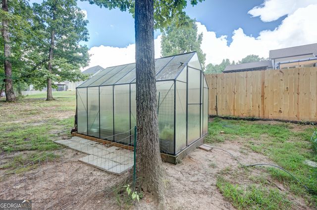 20 Walton Woods Court, Newnan, GA 30263