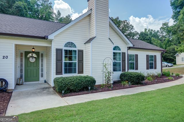 20 Walton Woods Court, Newnan, GA 30263