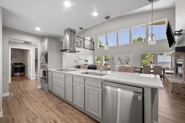 113 Cinch Buckle Ranch Road, Trinidad, TX 75163