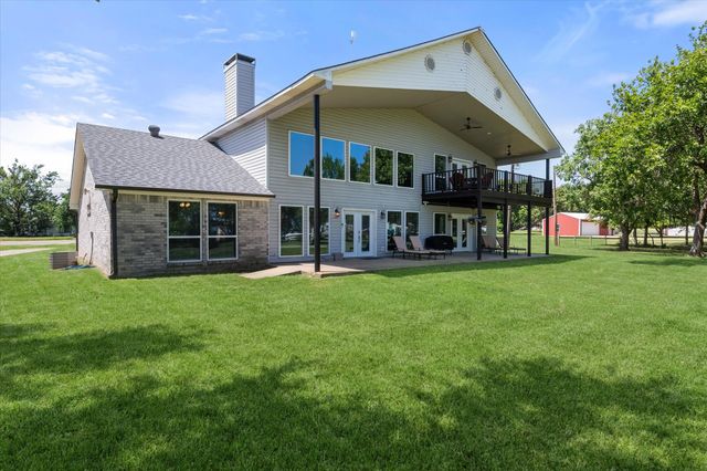 113 Cinch Buckle Ranch Road, Trinidad, TX 75163