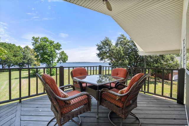 113 Cinch Buckle Ranch Road, Trinidad, TX 75163