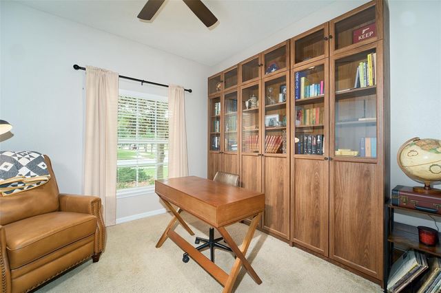 2802 WINGLEWOOD CIRCLE, Lutz, FL 33558
