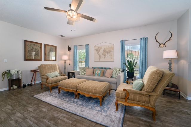 2802 WINGLEWOOD CIRCLE, Lutz, FL 33558