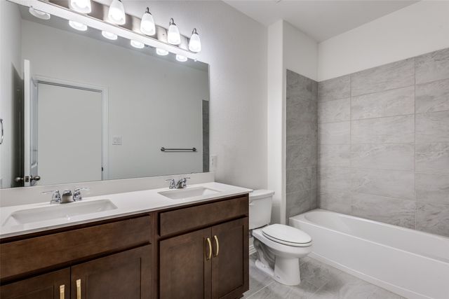 313 Thorn Creek Drive, Anna, TX 75409