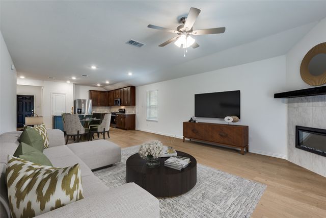 313 Thorn Creek Drive, Anna, TX 75409