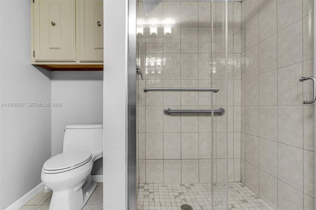 6321 Coral Lake Dr 209, Margate, FL 33063