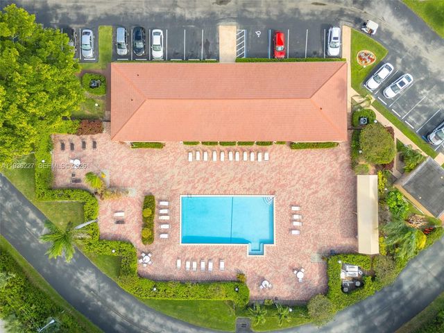 6321 Coral Lake Dr 209, Margate, FL 33063