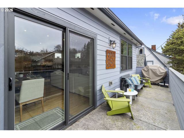 135 W 18TH Ave, Eugene, OR 97401