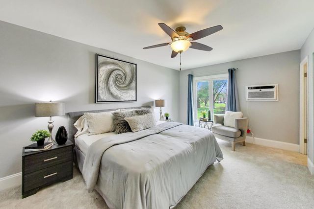 3913 Saratoga Avenue G301, Downers Grove, IL 60515