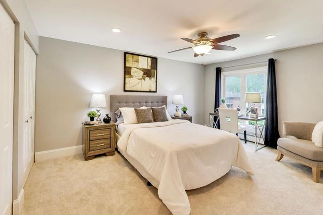 3913 Saratoga Avenue G301, Downers Grove, IL 60515