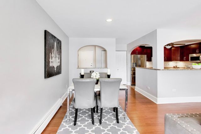3913 Saratoga Avenue G301, Downers Grove, IL 60515