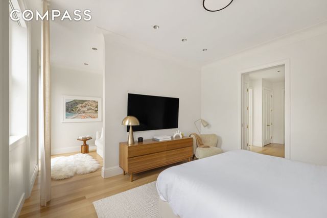 334 W 20th Street, New York City, NY 10011