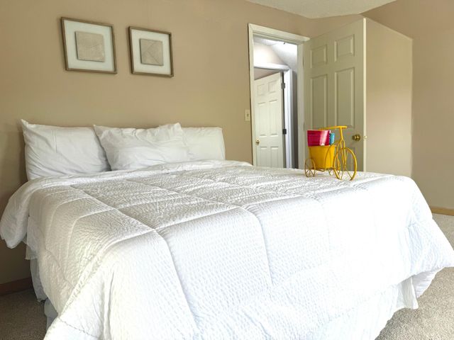 854 Euclid Street, Saint Paul, MN 55106