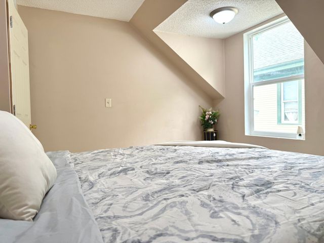 854 Euclid Street, Saint Paul, MN 55106