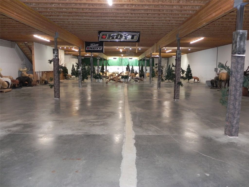 77 Laura Louise Lane, Bozeman, MT 59718 photo 15