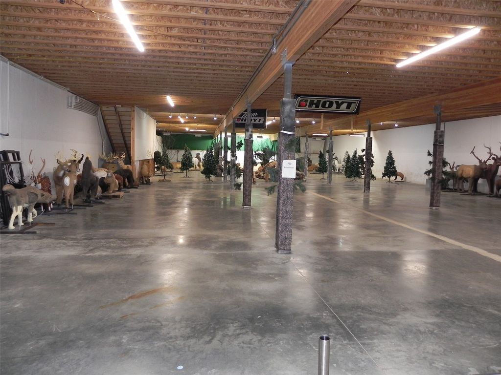 77 Laura Louise Lane, Bozeman, MT 59718 photo 16