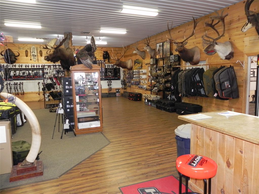 77 Laura Louise Lane, Bozeman, MT 59718 photo 5