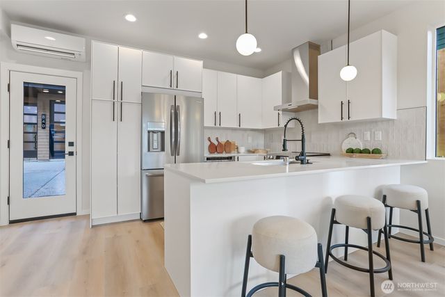 836 NW 50th Street, Seattle, WA 98107