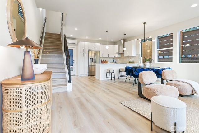 836 NW 50th Street, Seattle, WA 98107