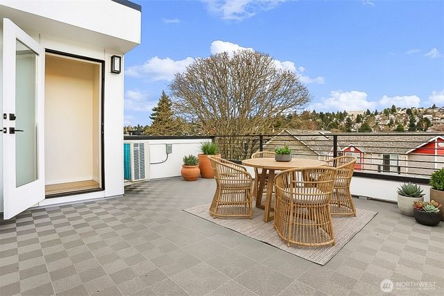 836 NW 50th Street, Seattle, WA 98107