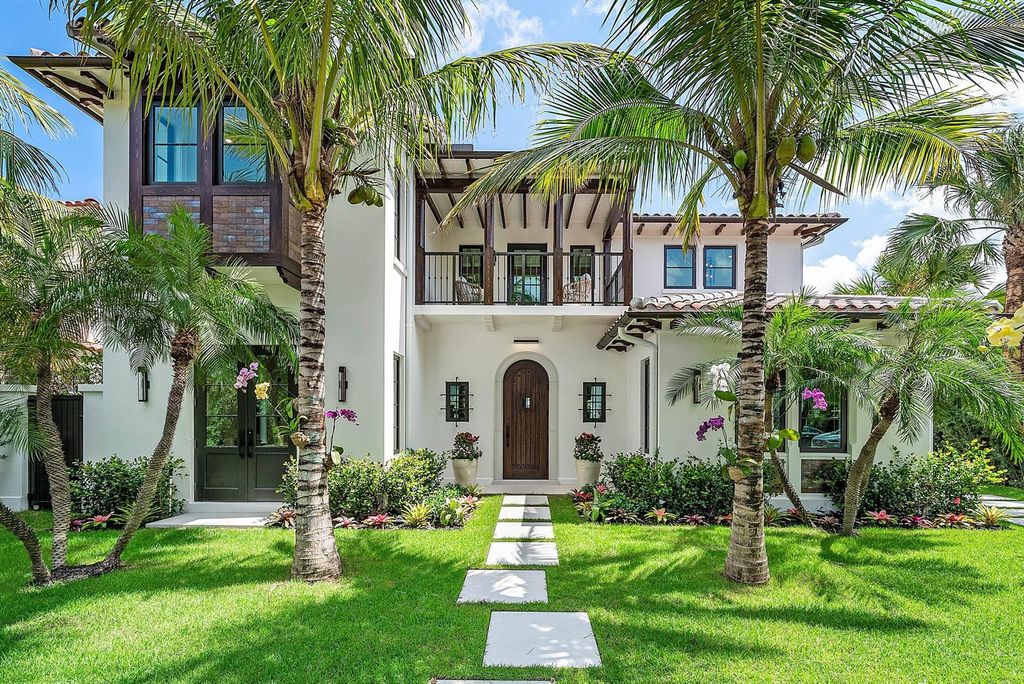 230 Pershing Way, West Palm Beach, FL 33401