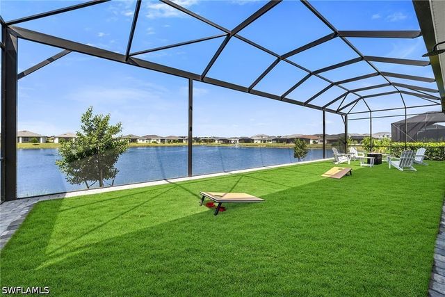 9182 Wisteria WAY, Naples, FL 34114