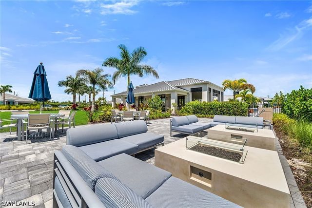 9182 Wisteria WAY, Naples, FL 34114