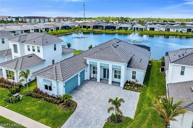 9182 Wisteria WAY, Naples, FL 34114