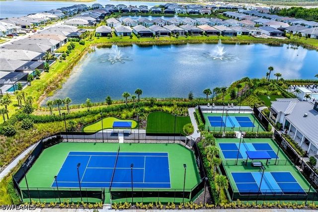 9182 Wisteria WAY, Naples, FL 34114