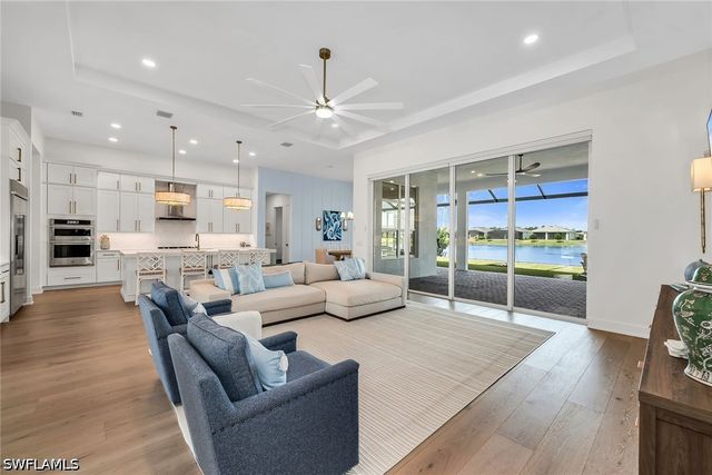 9182 Wisteria WAY, Naples, FL 34114