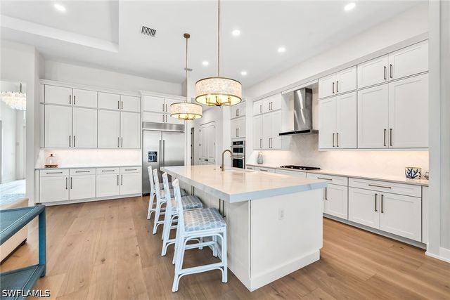 9182 Wisteria WAY, Naples, FL 34114