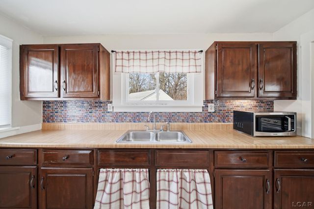 135 Greenly Street, Adrian, MI 49221