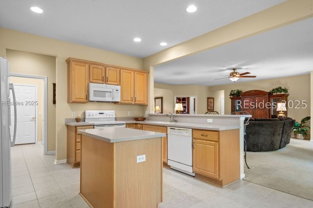 32 Willow Brook Dr, Bluffton, SC 29909