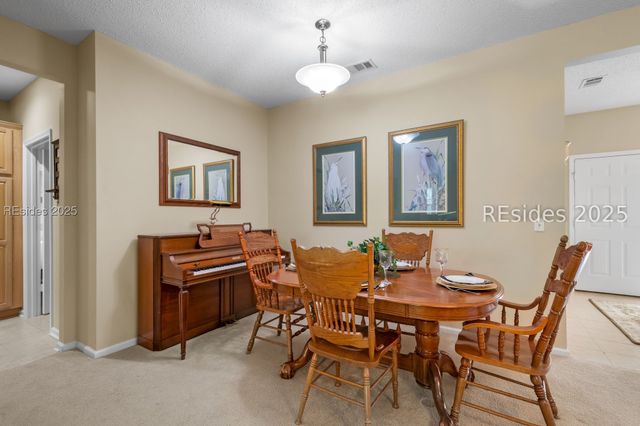 32 Willow Brook Dr, Bluffton, SC 29909