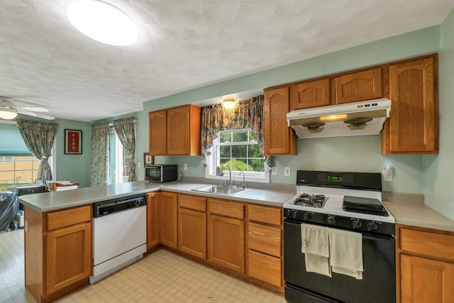 43 Cross Street, Salem, NH 03079