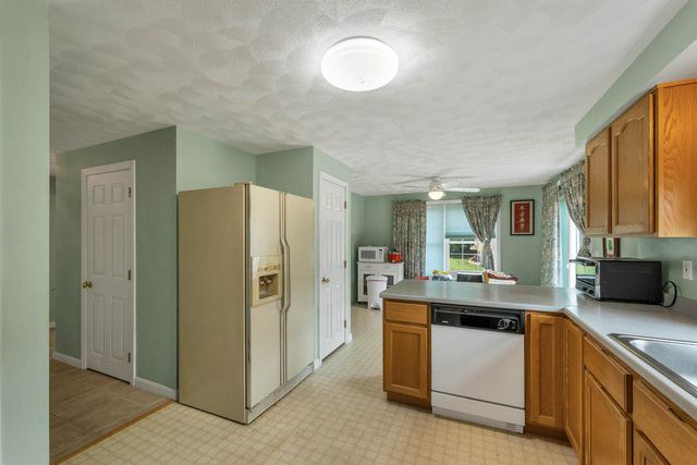 43 Cross Street, Salem, NH 03079